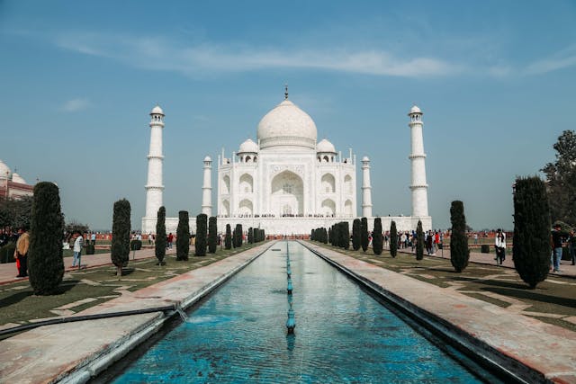 Taj Mahal & Agra Fort